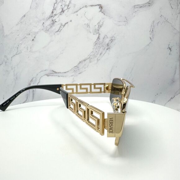Versace Sunglasses Gold Rectangle Metal Logo Black Retro Italy 100% Authentic - Picture 11 of 16